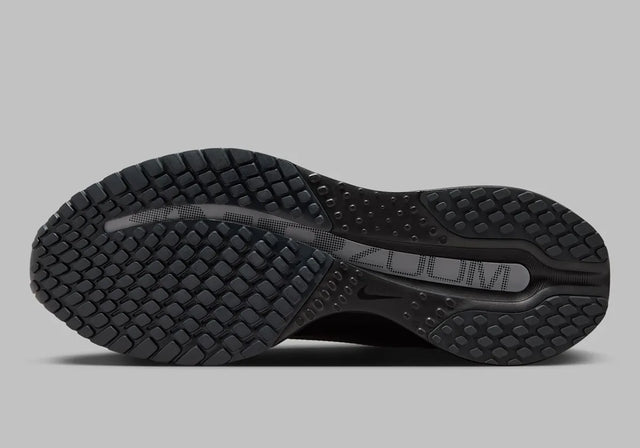 Nike Pegasus Premium SP - Black/Metallic Silver/White-Preorder Item-Navy Selected Shop