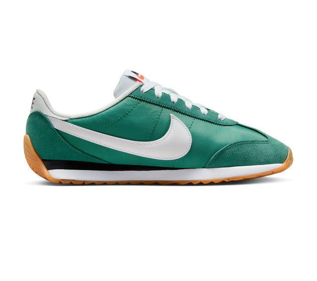 Nike Pacific - Evergreen Aura/White/Black/Gum Med Brown-Preorder Item-Navy Selected Shop