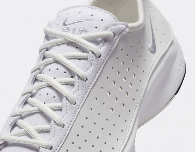 Nike WMNS Air Superfly - Summit White/Metallic Silver/Black-Preorder Item-Navy Selected Shop