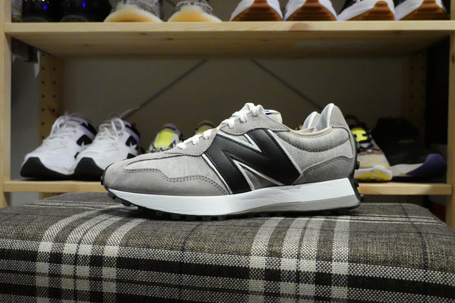 Levi's x New Balance MS327LVB-Sneakers-Navy Selected Shop