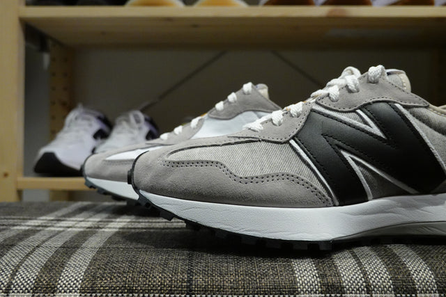 Levi's x New Balance MS327LVB-Sneakers-Navy Selected Shop