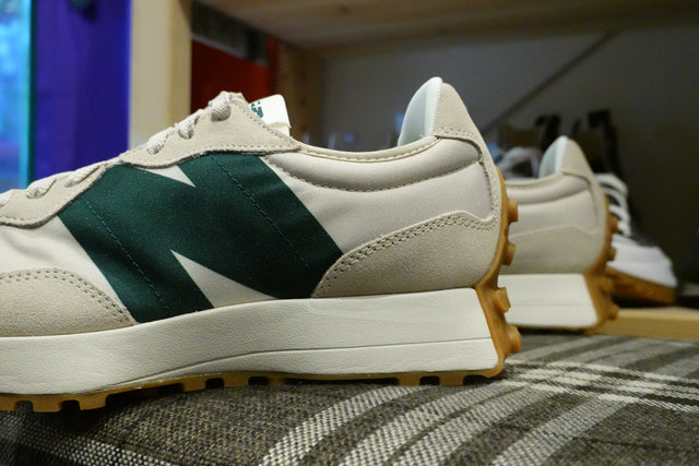 New Balance MS327HR1-Sneakers-Navy Selected Shop