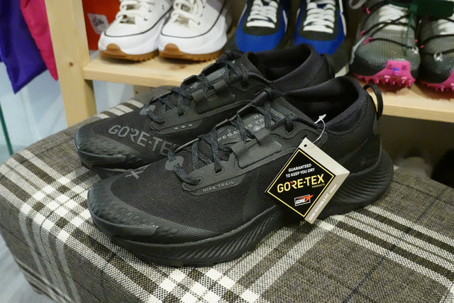 Nike Pegasus Trail 3 GoreTex - Black/Dark Smoke Grey/Iron Grey-Sneakers-Navy Selected Shop
