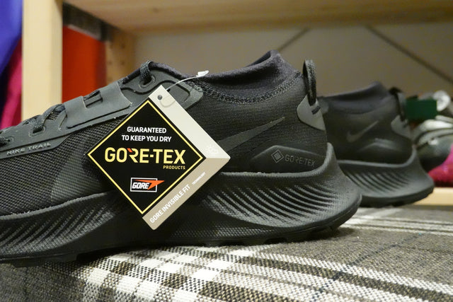 Nike Pegasus Trail 3 GoreTex - Black/Dark Smoke Grey/Iron Grey-Sneakers-Navy Selected Shop