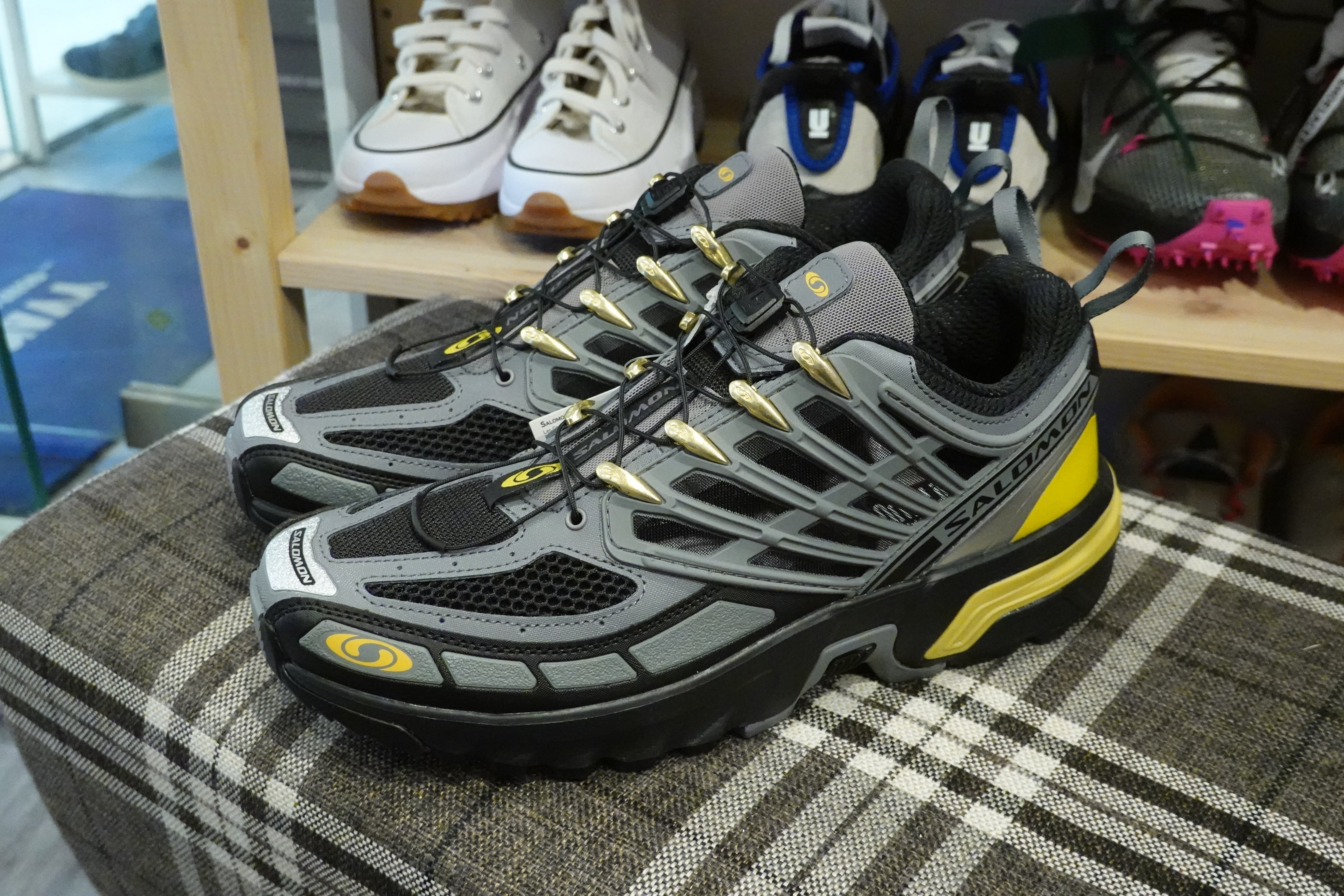 Salomon ACS Pro Advanced 26.5 グレー イエロー - スニーカー