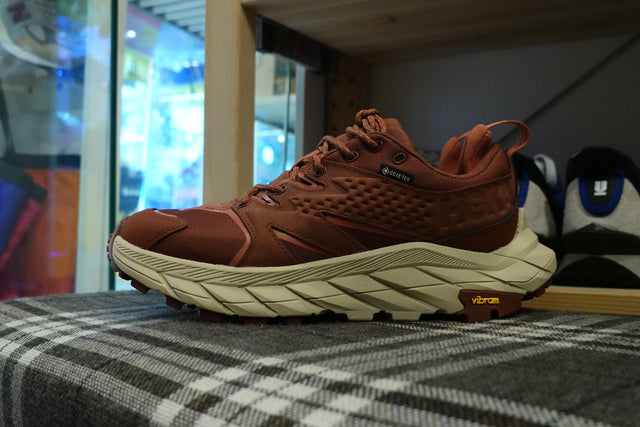 Hoka One One WMNS Anacapa Low GoreTex - Cherry Mahogany/Hot Sauce-Sneakers-Navy Selected Shop