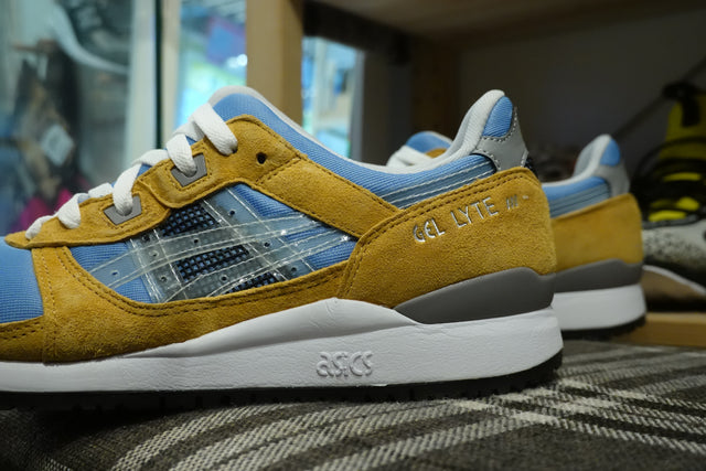 Awake NY x Asics Gel Lyte III - Della Robbia Blue-Preorder Item-Navy Selected Shop