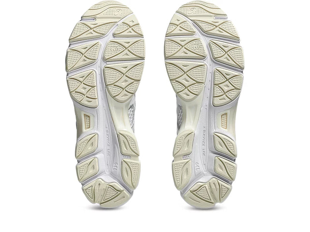 Asics Gel Cumulus 16 - White/White-Preorder Item-Navy Selected Shop