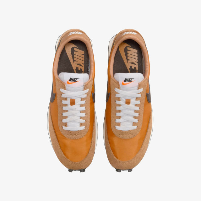 Nike Daybreak SP - Flax/Monarch-Preorder Item-Navy Selected Shop