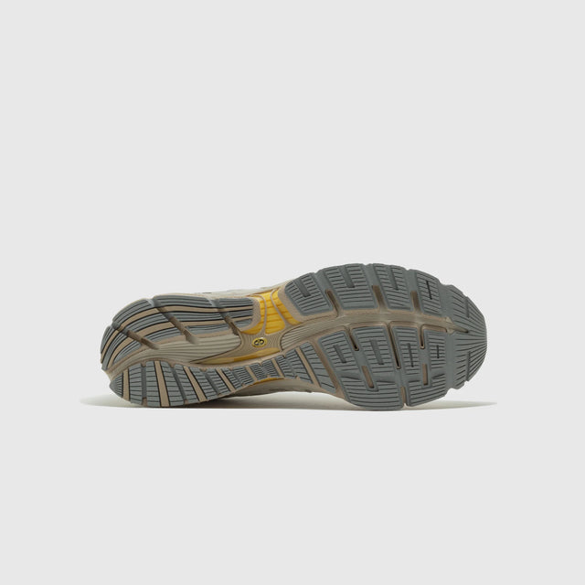 New Balance U18901IU