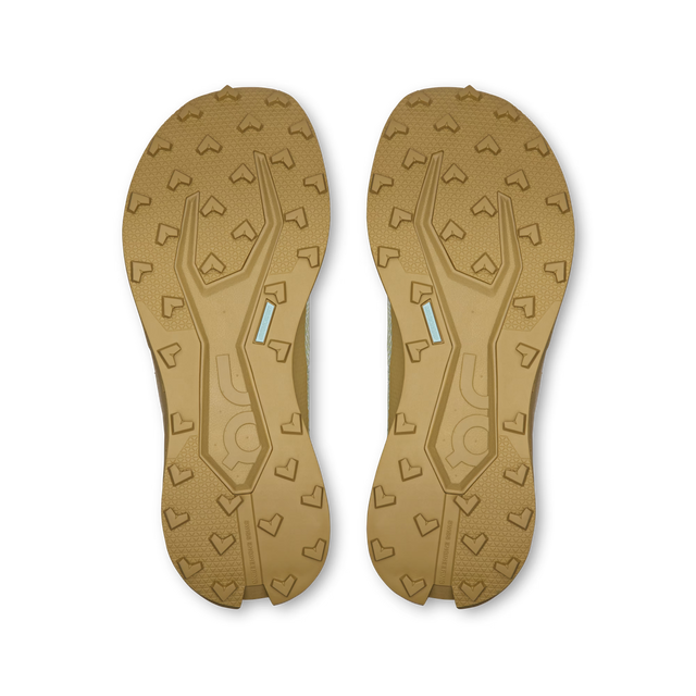 On WMNS Cloudultra 3 - Linen/Safari
