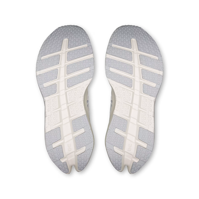 On WMNS Cloudrunner 3 - White/Ivory