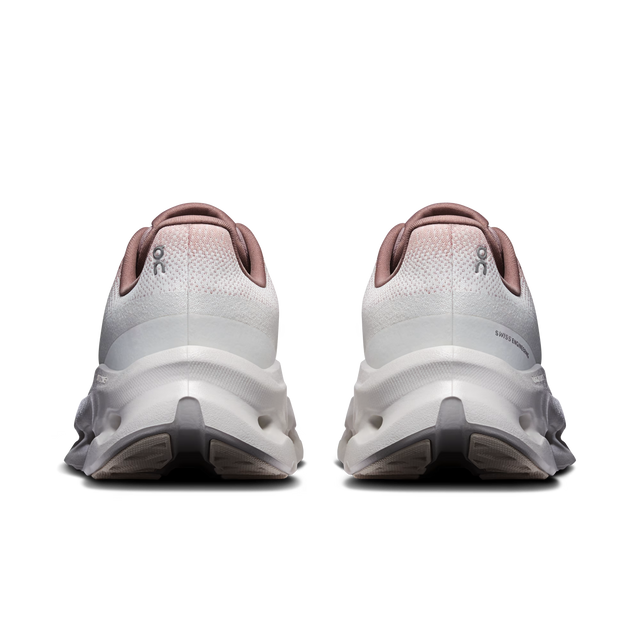On WMNS Cloudtilt - Biscuit/Ivory