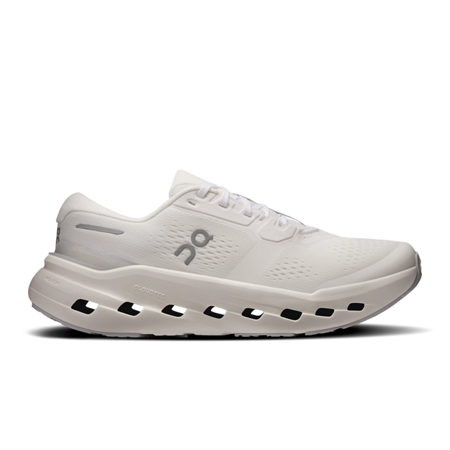 On WMNS Cloudrunner 3 - White/Ivory
