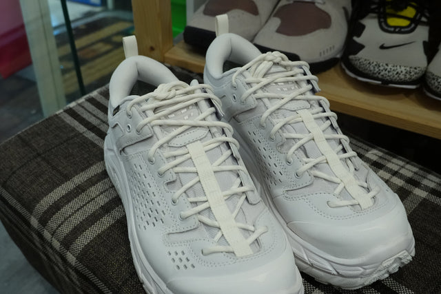 Hoka One One Tor Ultra Lo - White/Nimbus Cloud-Sneakers-Navy Selected Shop