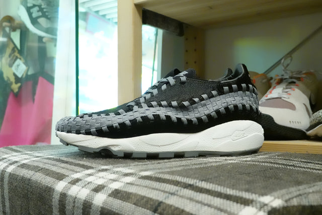Nike WMNS Air Footscape Woven - Black/Smoke Grey-Sneakers-Navy Selected Shop