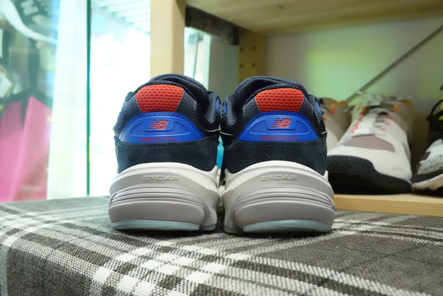 Ronnie Fieg & Madison Square Garden for New Balance U990KR6 "The Garden" Made in USA-Sneakers-Navy Selected Shop