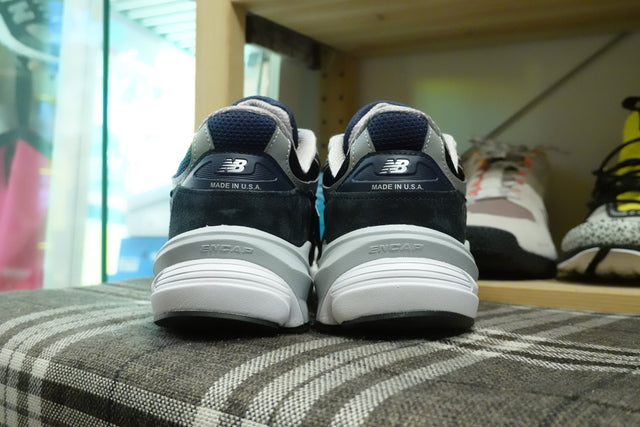 New Balance M990NV6 Made in USA-Sneakers-Navy Selected Shop