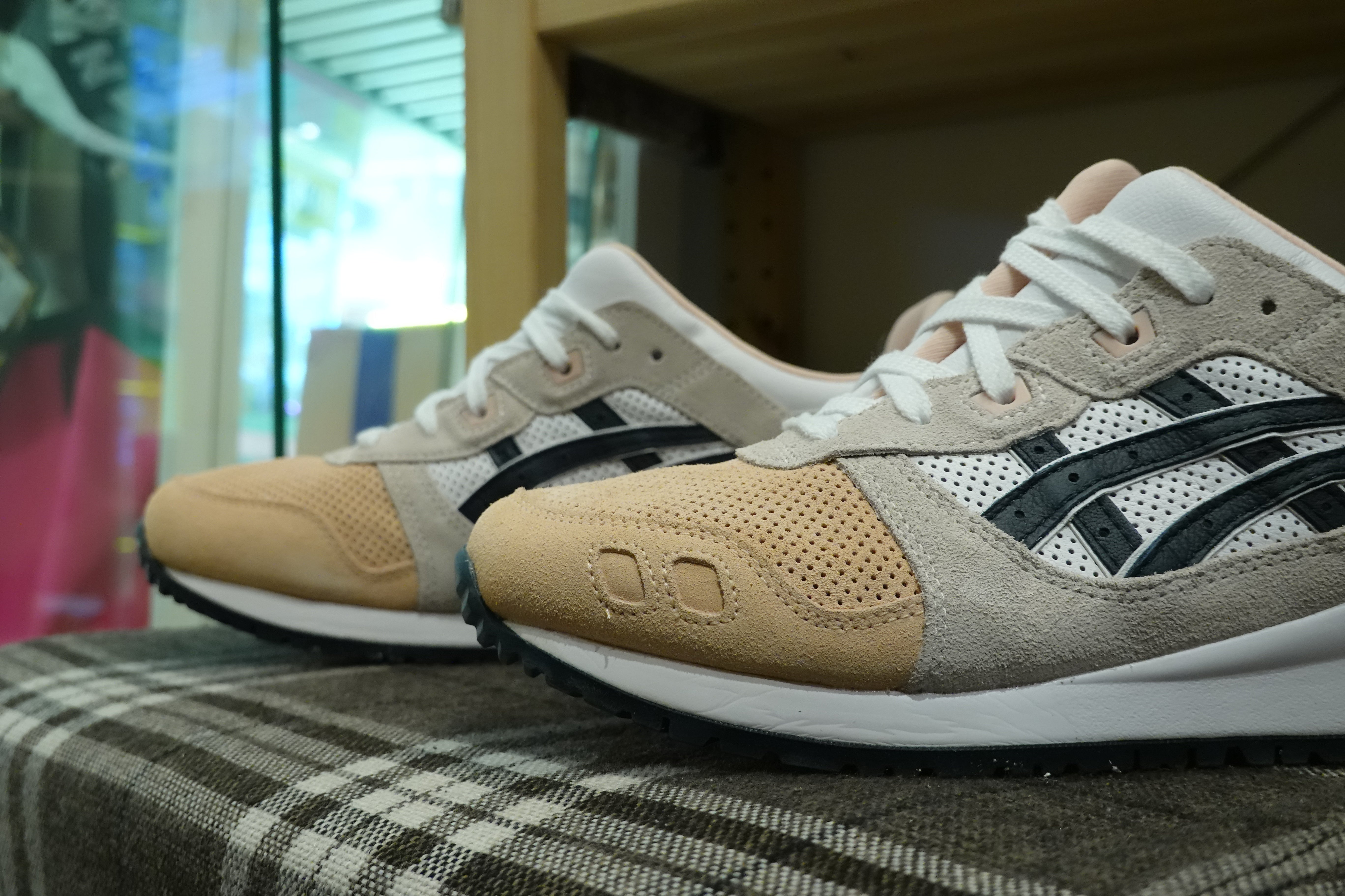 Asics Gel Lyte III OG - ベイクド ピンク/フレンチ ブルー #1201A762-700