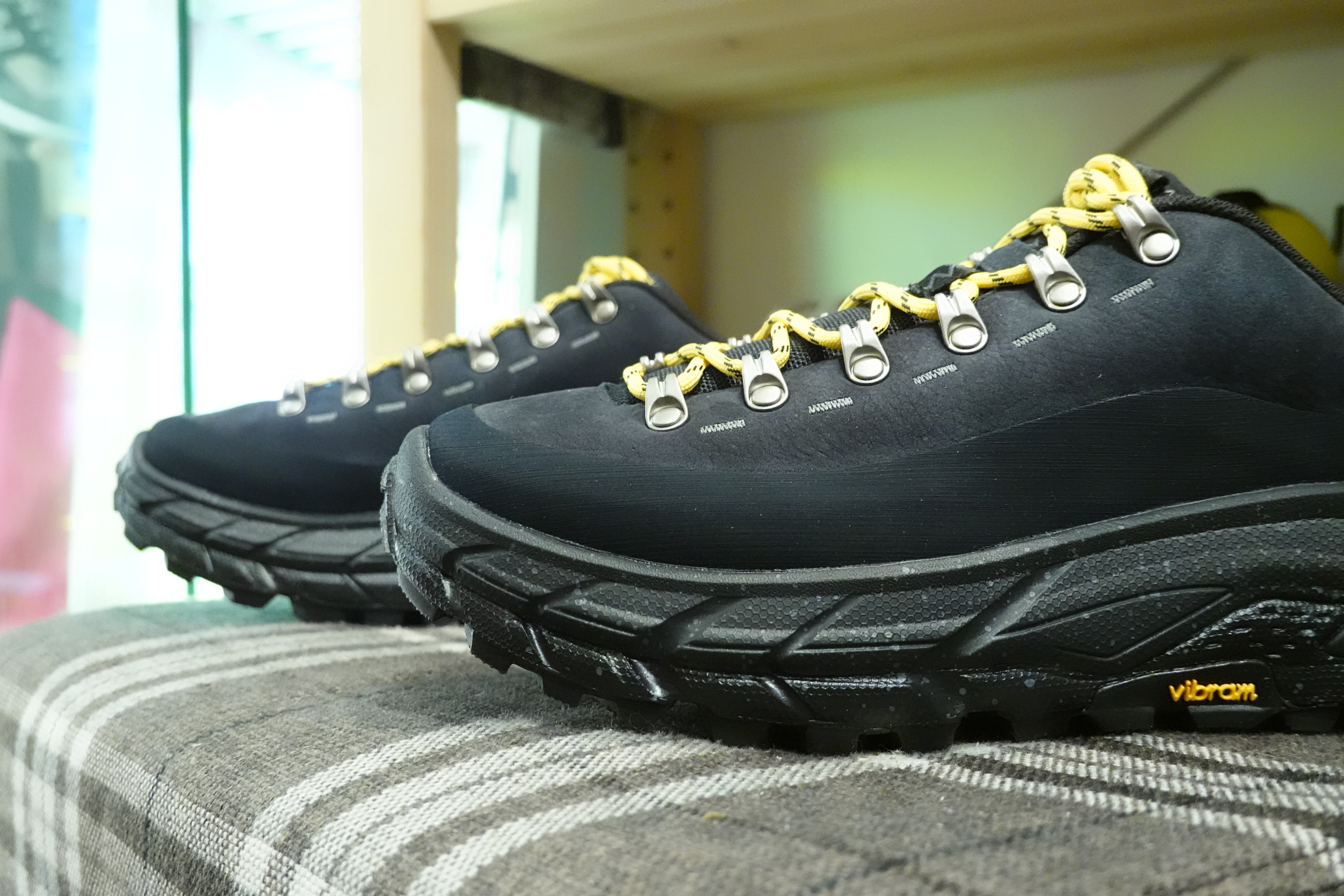 Hoka One One Tor Summit 2 - Black/Black – Navy Selected