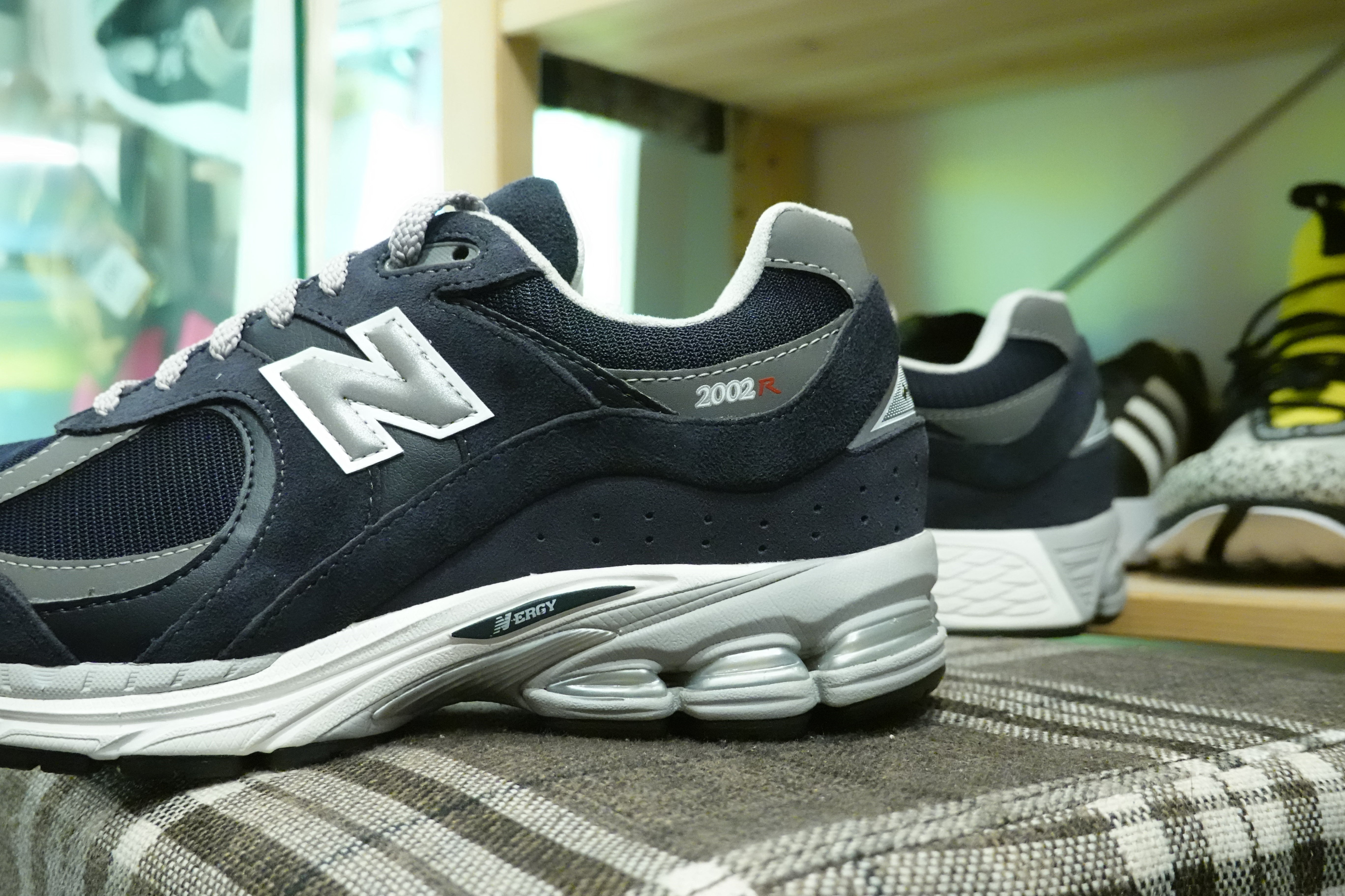 New Balance M2002RXK Goretex