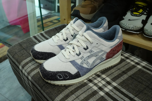 Ronnie Fieg for Asics Gel-Lyte III 07 Remastered "Seoul" - Tofu/Drizzle-Sneakers-Navy Selected Shop
