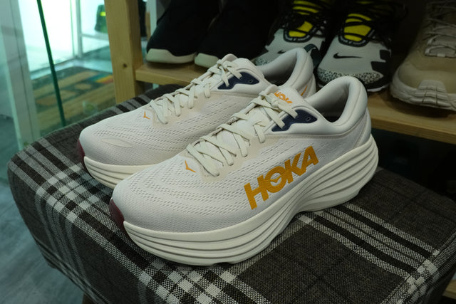 Hoka Bondi 8 - Oat Milk/Alabaster