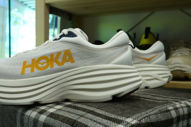 Hoka Bondi 8 - Oat Milk/Alabaster