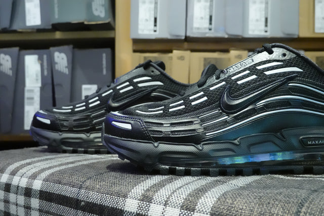 Nike Air Max TL 2.5 - Black/Metallic Silver-Preorder Item-Navy Selected Shop