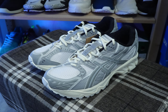 Min-Nano x Asics Gel Nimbus 10.1 - White/Sheet Rock-Preorder Item-Navy Selected Shop