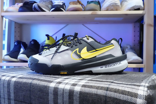 Sacai x Nike Zegamadome - Matte Silver/Tour Yellow/Black-Preorder Item-Navy Selected Shop