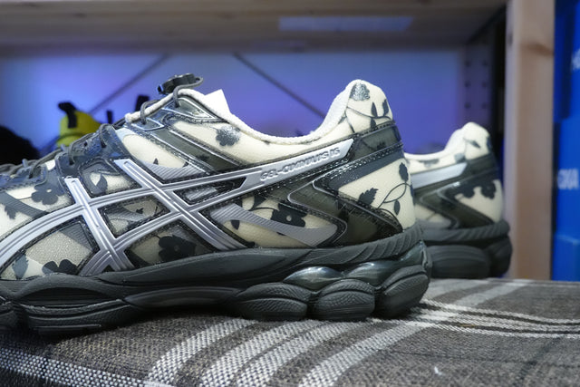 Cecilie Bahnsen x Asics Gel-Cumulus 16 SSCB - Ivory/Black-Preorder Item-Navy Selected Shop