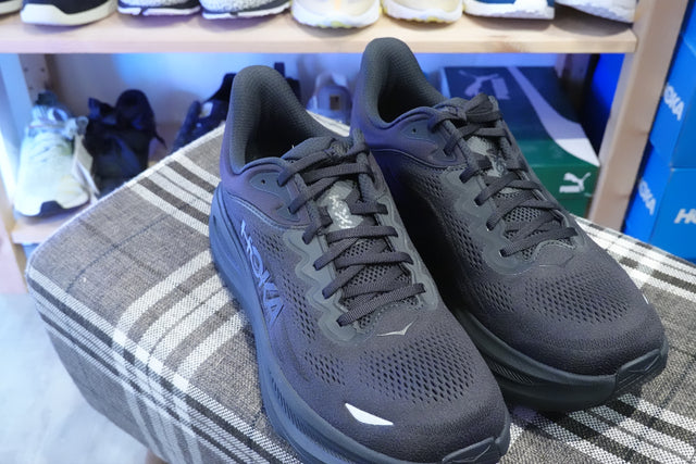 Hoka Bondi 9 - Black/Black-Preorder Item-Navy Selected Shop