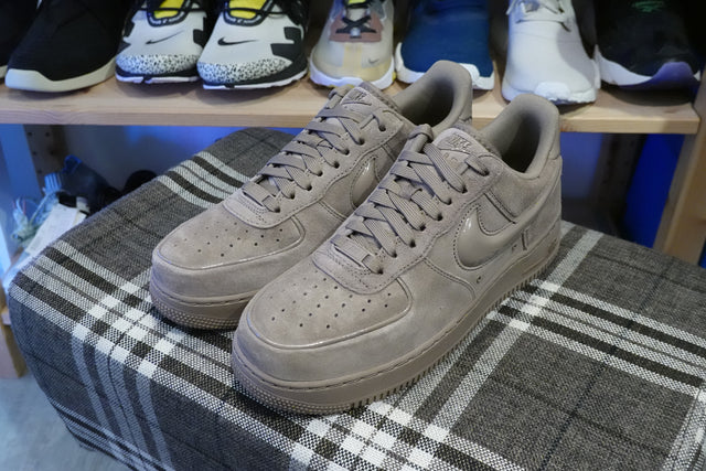Nike WMNS Air Force 1 '07 - Mink Brown/Black-Preorder Item-Navy Selected Shop