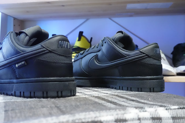 Nike Dunk Low Goretex - Black/Anthracite/Off-Noir-Preorder Item-Navy Selected Shop