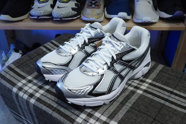 Asics GT-2160 - White/Black-Preorder Item-Navy Selected Shop