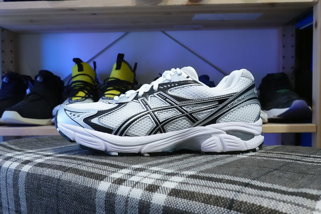 Asics GT-2160 - White/Black-Preorder Item-Navy Selected Shop