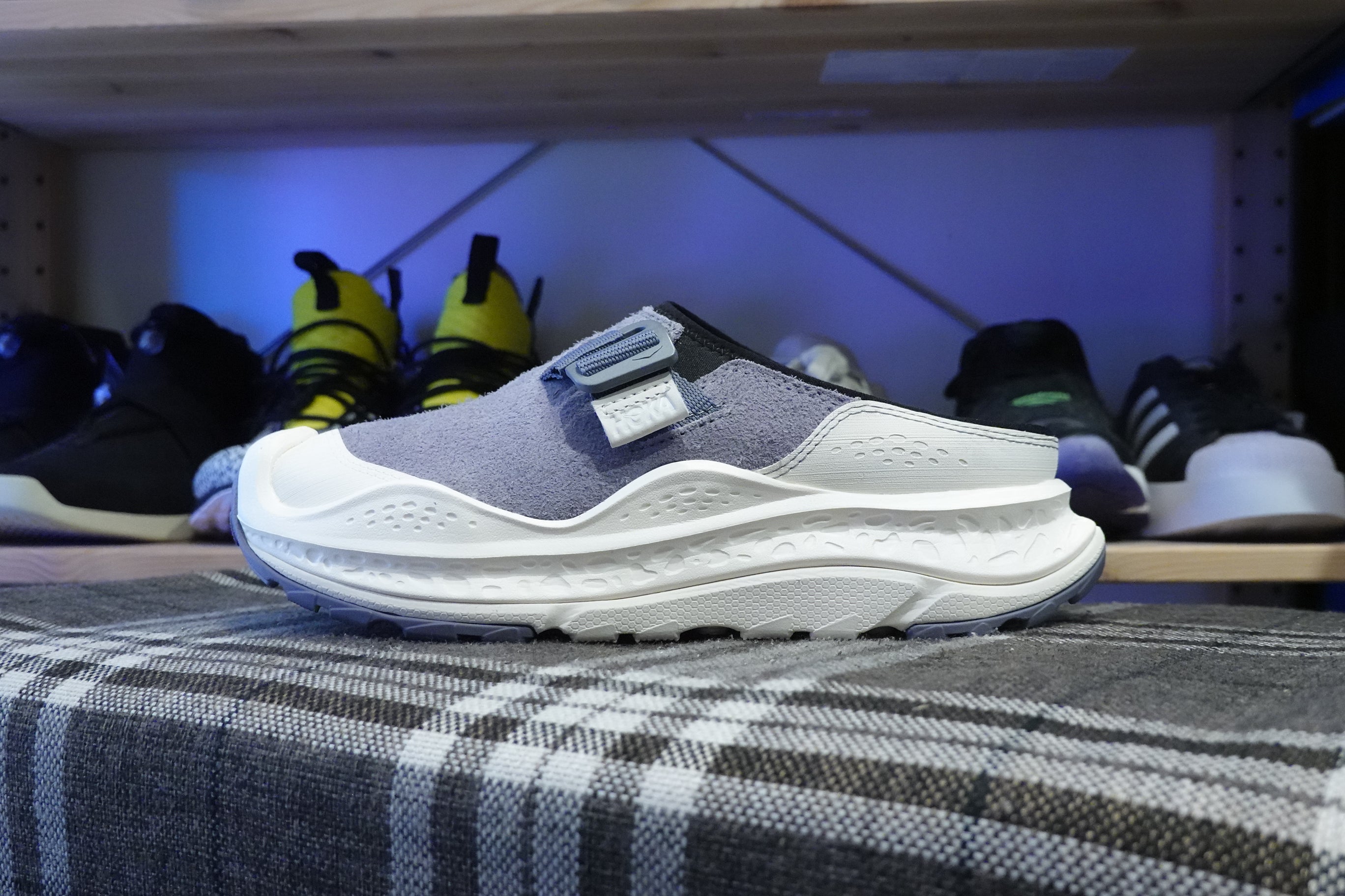 ホカ オラ プリモ EXT - グレイ スカイズ/アラバスター – Navy Selected