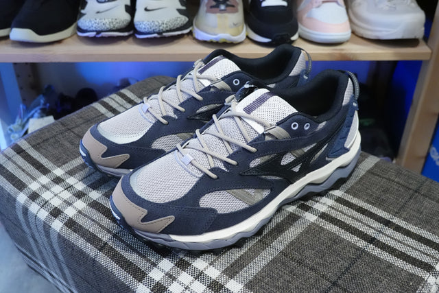 Mizuno Wave Mujin TL Suede - Opal Gray/Salute/Odyssey Gray-Preorder Item-Navy Selected Shop