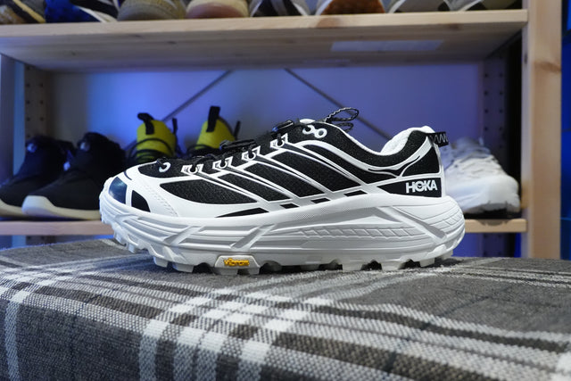 Hoka Mafate Three 2 - Frost/Black-Preorder Item-Navy Selected Shop