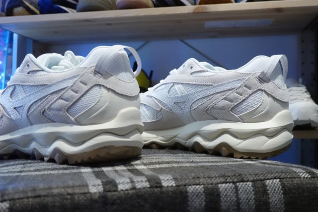 Mizuno Wave Mujin TL - White/Camel-Preorder Item-Navy Selected Shop