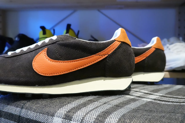 Nike WMNS LD-1000 SP - Velvet Brown/Safety Orange/Alabaster/Black/Sail/Cacao-Preorder Item-Navy Selected Shop