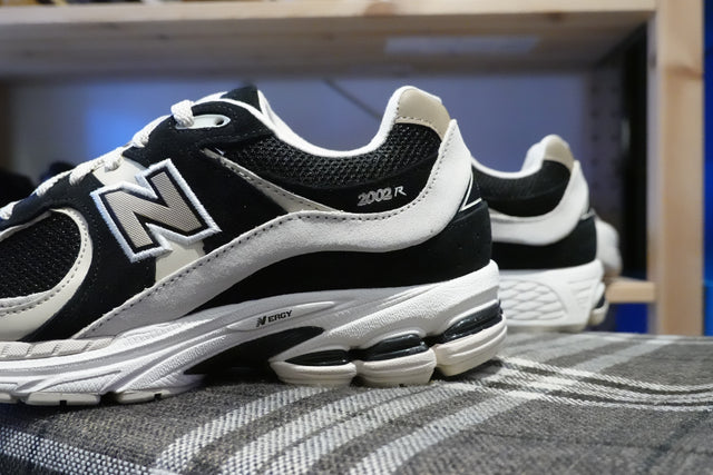 New Balance M2002RTZ-Preorder Item-Navy Selected Shop