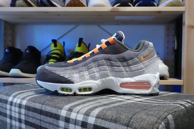 Nike Air Max 95 Big Bubble Premium - Hyper Turquoise/Volt/Solar Red-Preorder Item-Navy Selected Shop