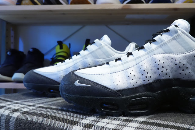 Nike Air Max 95 Big Bubble SE - Photon Dust/Metallic Silver-Preorder Item-Navy Selected Shop