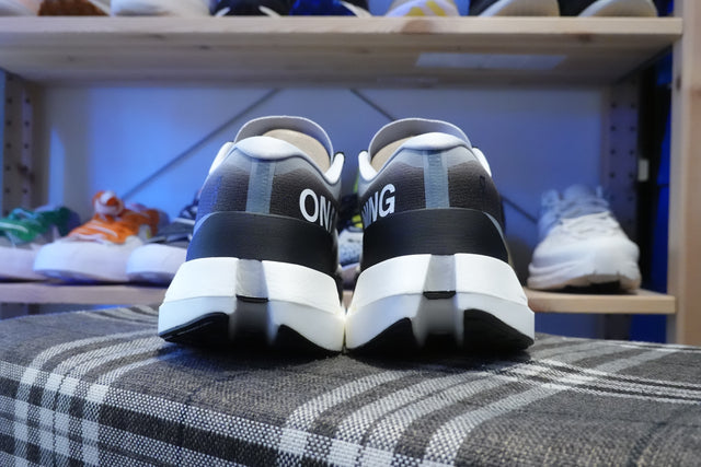 On Cloudboom Max - White/Black-Preorder Item-Navy Selected Shop