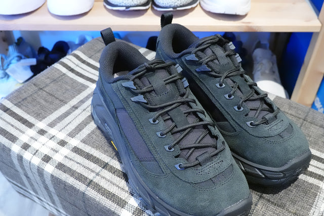 Hoka Tor Summit Fld - Black/Black-Preorder Item-Navy Selected Shop