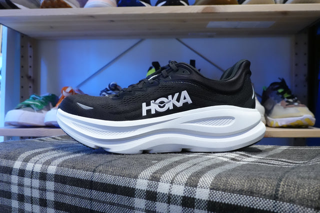 Hoka Bondi 9 - Black/White