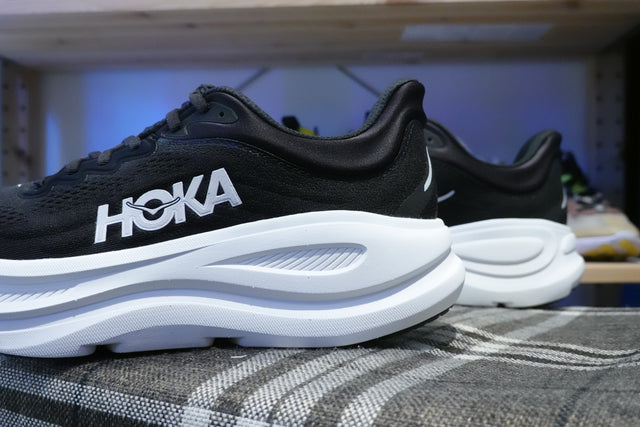 Hoka Bondi 9 - Black/White