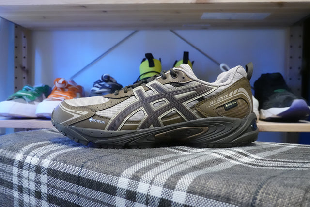 アシックス GEL-VENTX GORE-TEX - ドリフトウッド/ブラウニッシュストーム